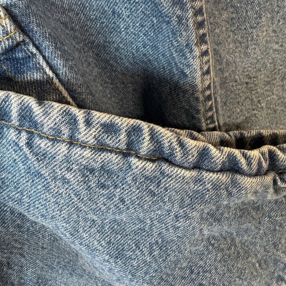 Men’s Carhartt Relaxed Fit Blue Jeans Durable Denim Style 46x30 - Picture 6 of 8